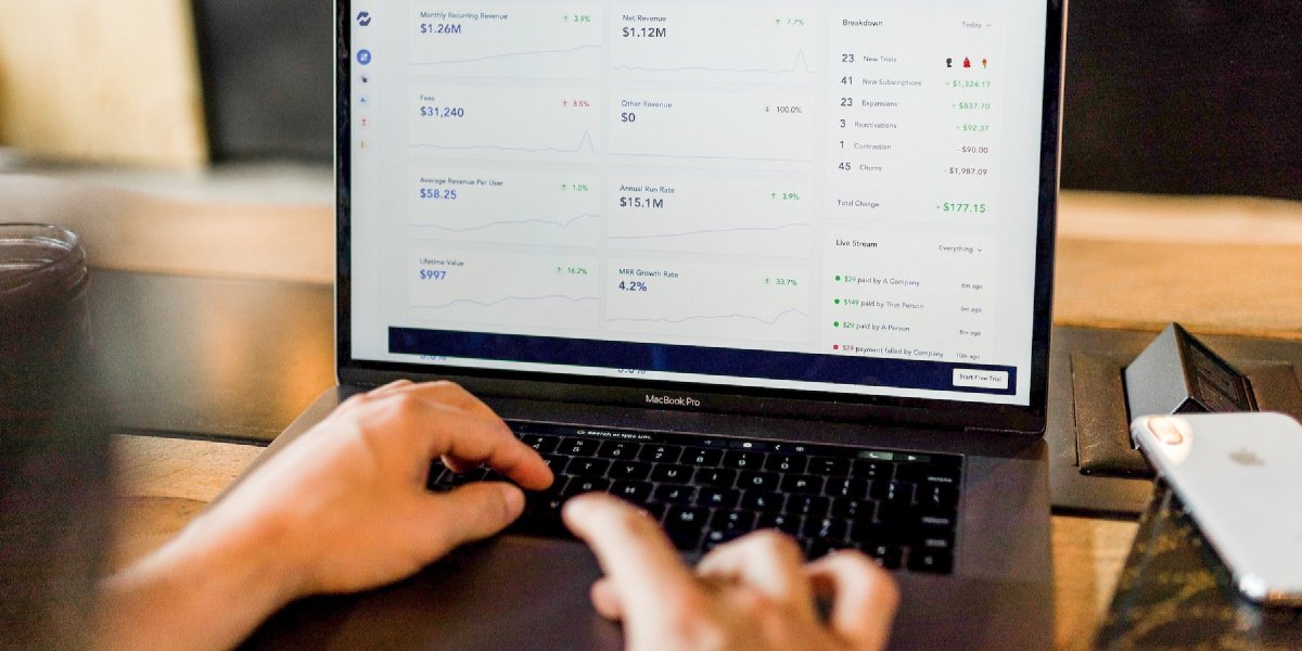 Изборът на правилното SaaS HRIS решение за вашия малък бизнес